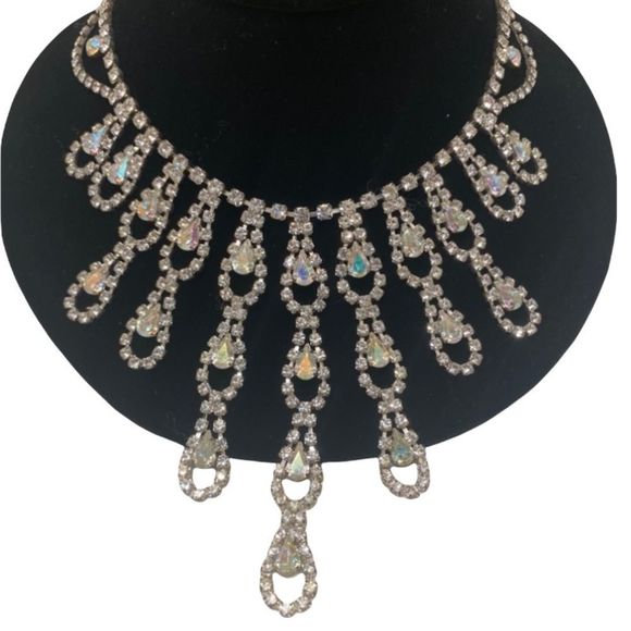 Vintage Jewelry - Vintage 1950’s Rhinestone Statement Necklace